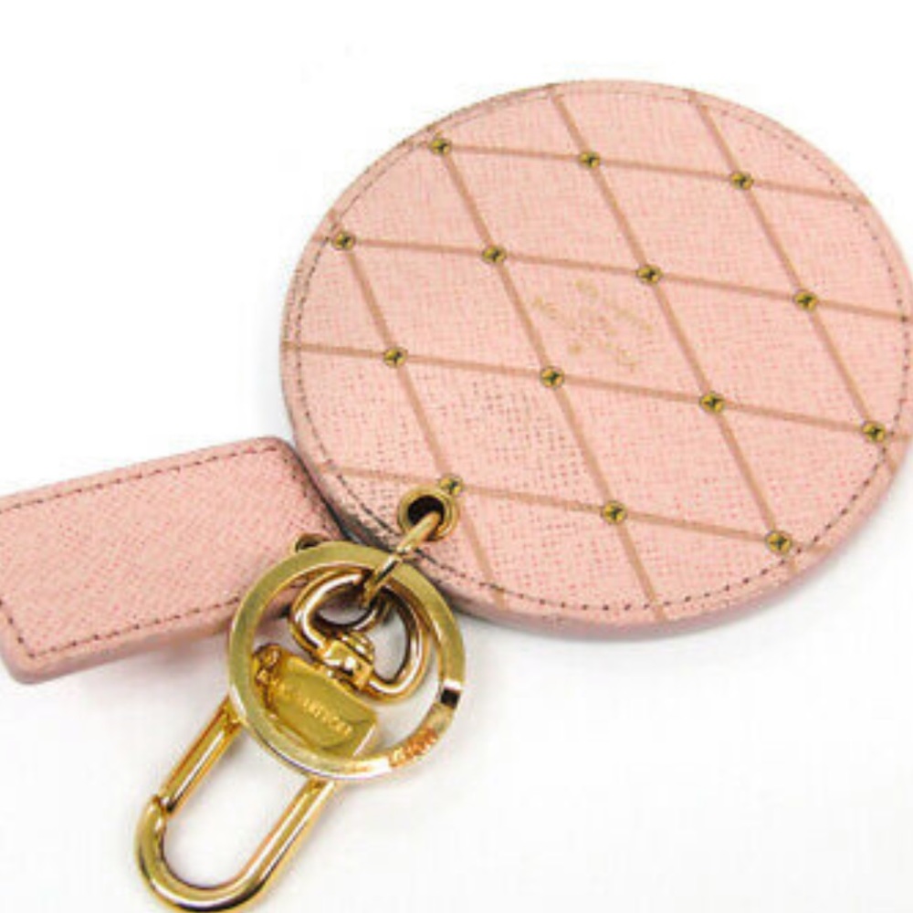 Louis Vuitton Checkered Key Holder with Gold and Red Accents - Picture 3 of 16